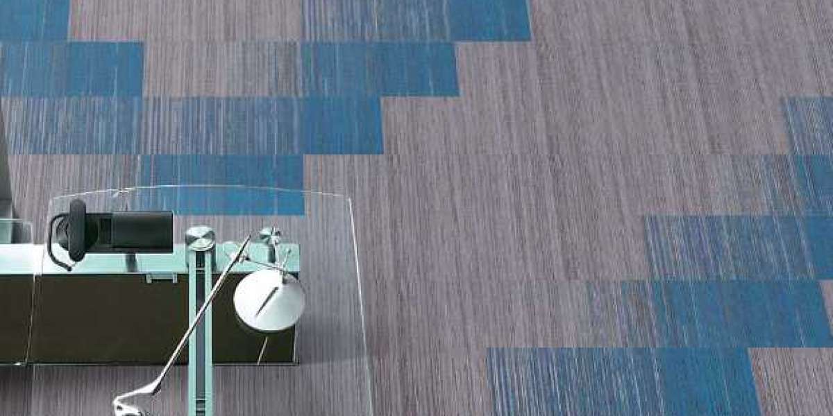 Commercial Flooring Suggestions for the Fall and Winter Seasons